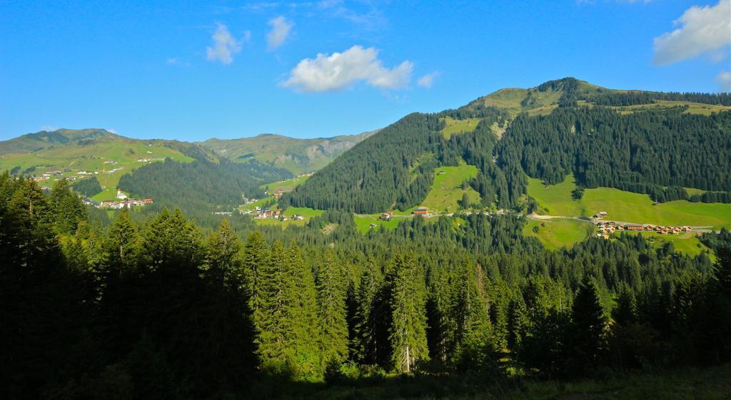 Feriendorf Walserland Damuels Bagian luar foto